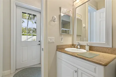 535 Riomar Drive Vero Beach FL 32963