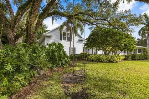 535 Riomar Drive Vero Beach FL 32963