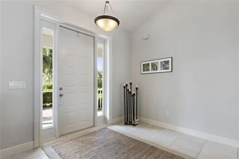 535 Riomar Drive Vero Beach FL 32963
