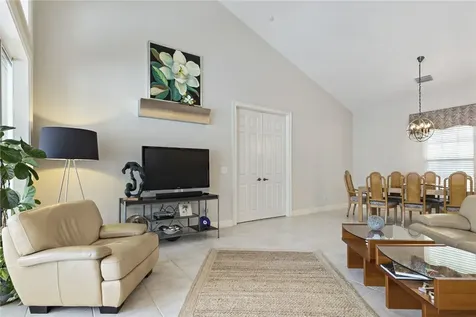 535 Riomar Drive Vero Beach FL 32963