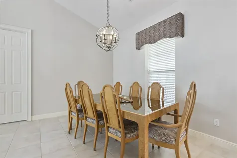 535 Riomar Drive Vero Beach FL 32963