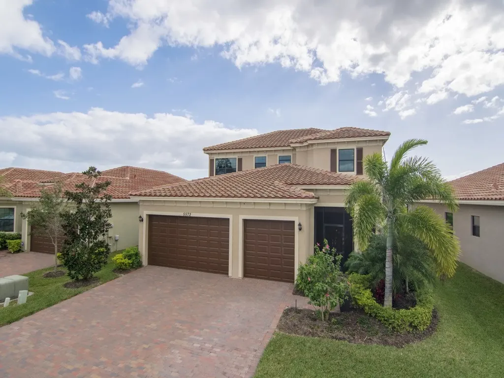 5572 55th Terrace Vero Beach FL 32967