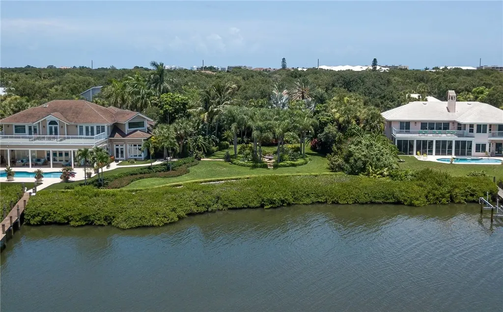 1311 Indian Mound Trail Vero Beach FL 32963