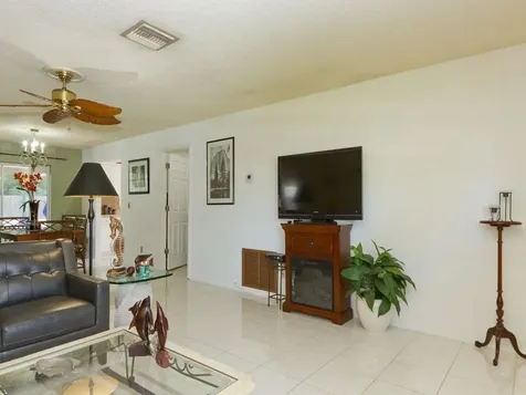 756 14th Avenue Vero Beach FL 32962