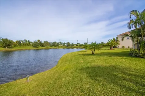 5930 Carriage Lake Court Vero Beach FL 32968