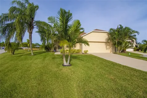 5930 Carriage Lake Court Vero Beach FL 32968