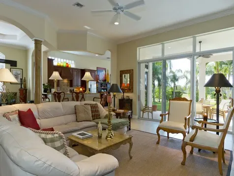 7627 S Village Square Vero Beach FL 32966