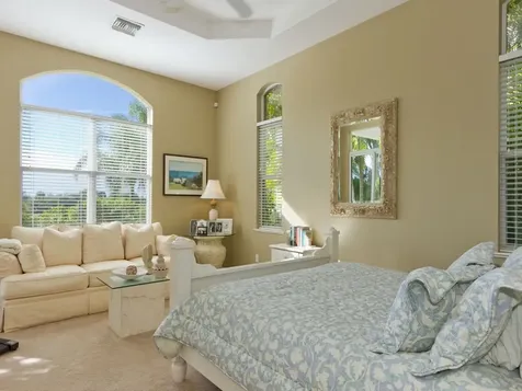 7627 S Village Square Vero Beach FL 32966