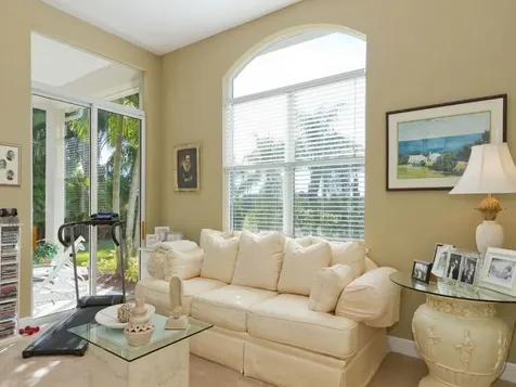 7627 S Village Square Vero Beach FL 32966
