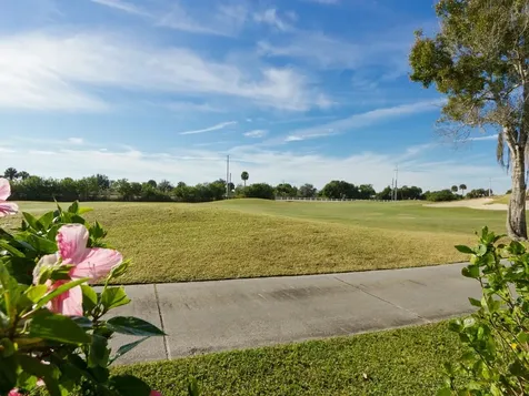 7627 S Village Square Vero Beach FL 32966