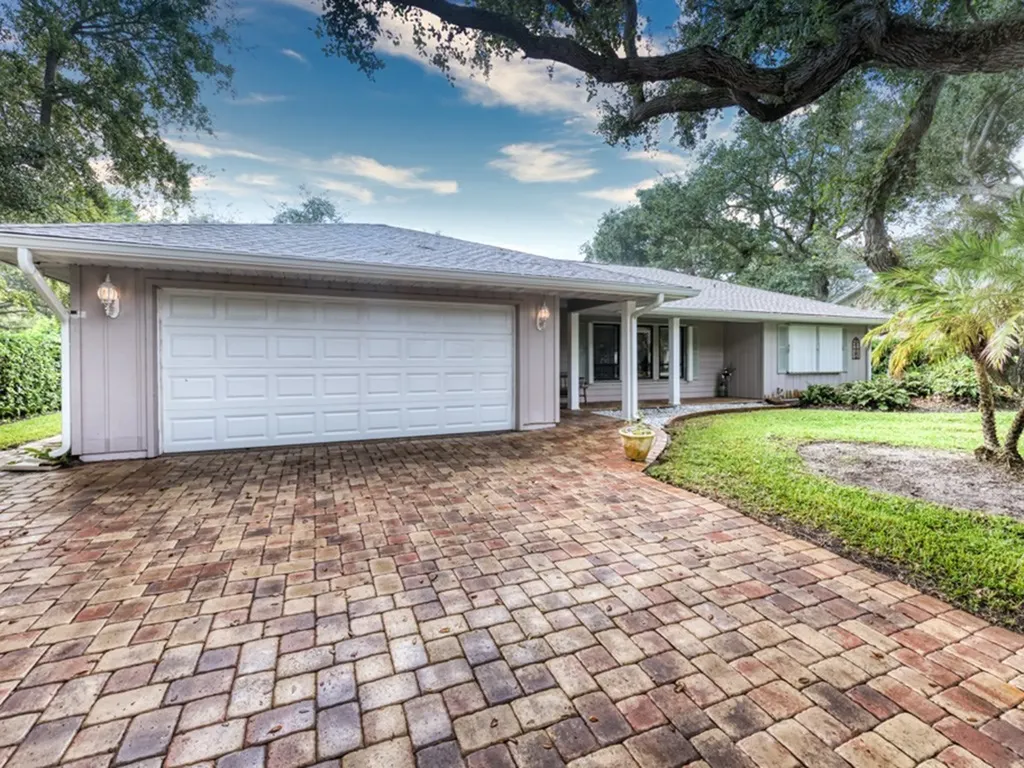 1165 Pegasus Place Vero Beach FL 32963