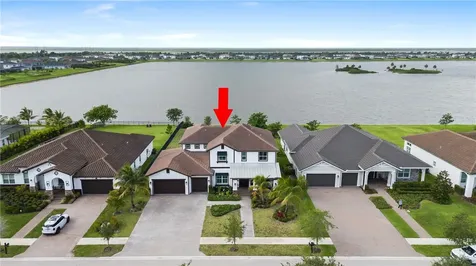 953 Hookline Circle Loxahatchee FL 33470