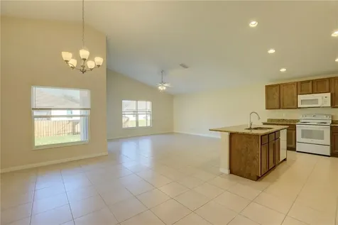 8186 104th Avenue Vero Beach FL 32967