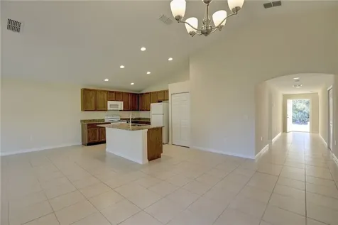 8186 104th Avenue Vero Beach FL 32967