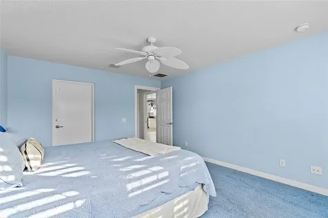 5017 Corsica Square Vero Beach FL 32967