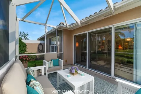 5017 Corsica Square Vero Beach FL 32967
