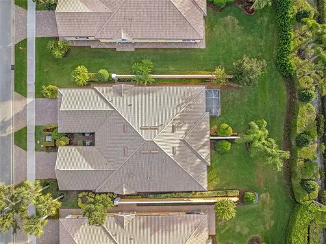 5017 Corsica Square Vero Beach FL 32967