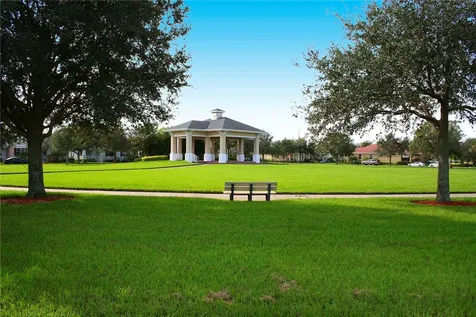 7269 E Village Square Vero Beach FL 32966