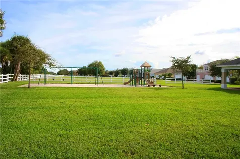 7269 E Village Square Vero Beach FL 32966