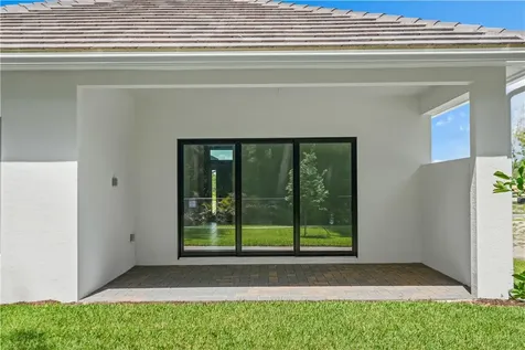 692 Ravens Landing Drive Vero Beach FL 32968