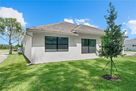 692 Ravens Landing Drive Vero Beach FL 32968