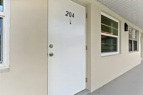 10 Vista Palm Lane Vero Beach FL 32962