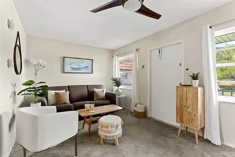 10 Vista Palm Lane Vero Beach FL 32962