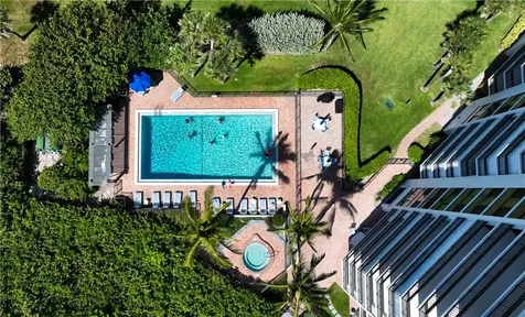 2800 N Highway A1a Hutchinson Island FL 34949