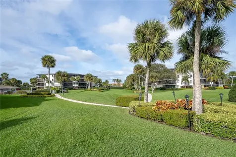 1821 Mooringline Drive Vero Beach FL 32963