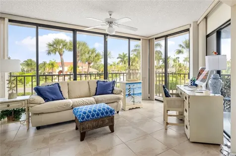 1821 Mooringline Drive Vero Beach FL 32963