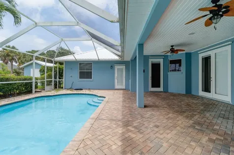 425 Greystone Court SW Vero Beach FL 32968