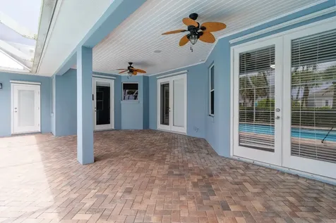 425 Greystone Court SW Vero Beach FL 32968