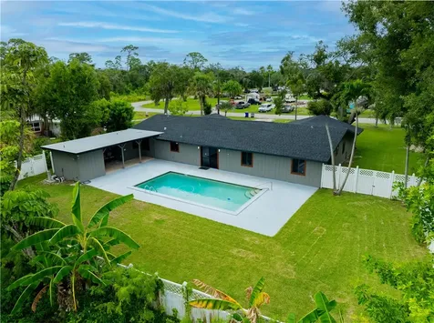 146 11th Street SW Vero Beach FL 32962