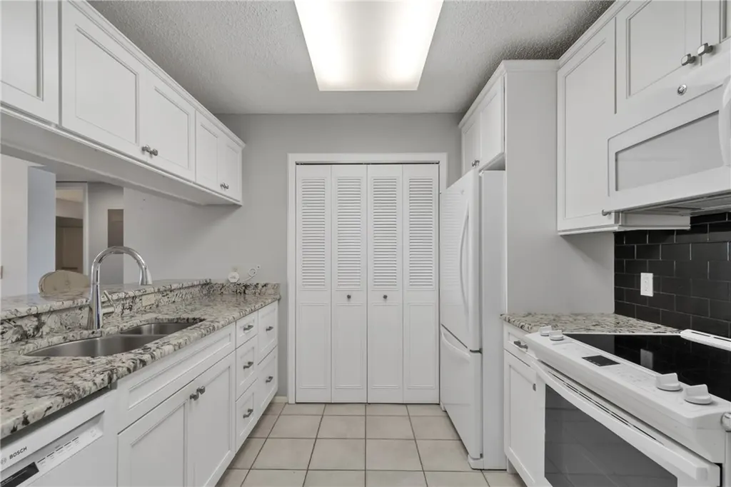 38 Plantation Drive Vero Beach FL 32966