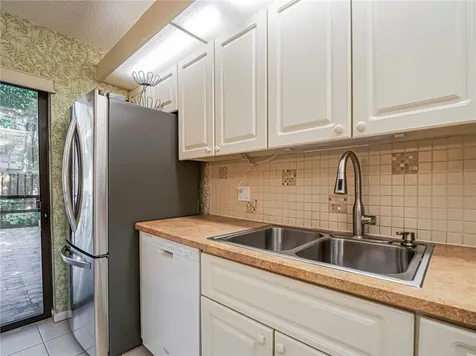 1166 6th Avenue Vero Beach FL 32960
