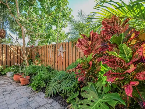 1166 6th Avenue Vero Beach FL 32960