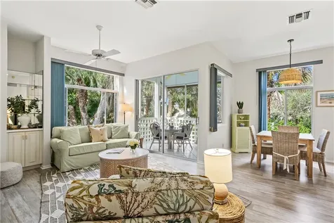 1335 Winding Oaks Circle E Vero Beach FL 32963