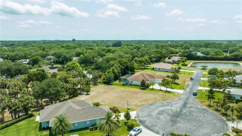 7470 36th Court Vero Beach FL 32967
