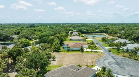 7470 36th Court Vero Beach FL 32967