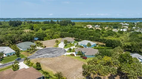 7470 36th Court Vero Beach FL 32967