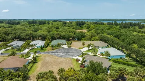 7470 36th Court Vero Beach FL 32967