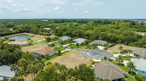7470 36th Court Vero Beach FL 32967