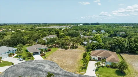 7470 36th Court Vero Beach FL 32967