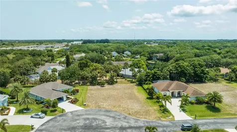 7470 36th Court Vero Beach FL 32967