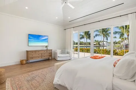 2207 Cove Drive Vero Beach FL 32963