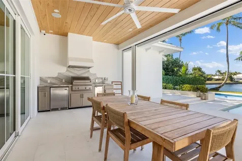 2207 Cove Drive Vero Beach FL 32963