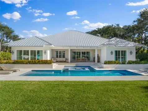2207 Cove Drive Vero Beach FL 32963