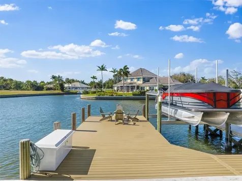 2207 Cove Drive Vero Beach FL 32963
