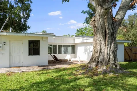 1262 14th Avenue Vero Beach FL 32960