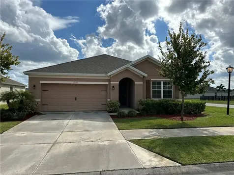 2725 Granville Manor SW Vero Beach FL 32968